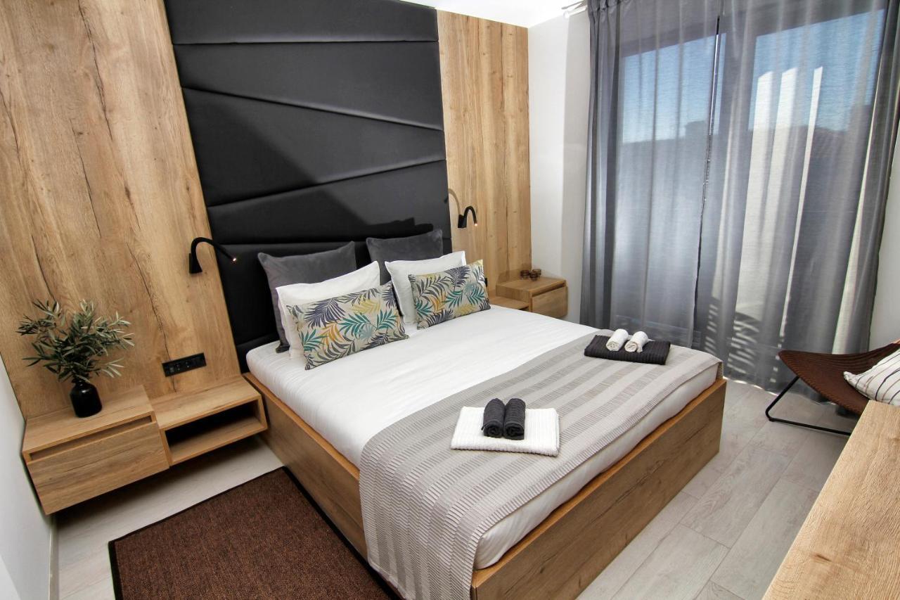 Bed and Breakfast Azur Novi Vinodolski Exterior foto